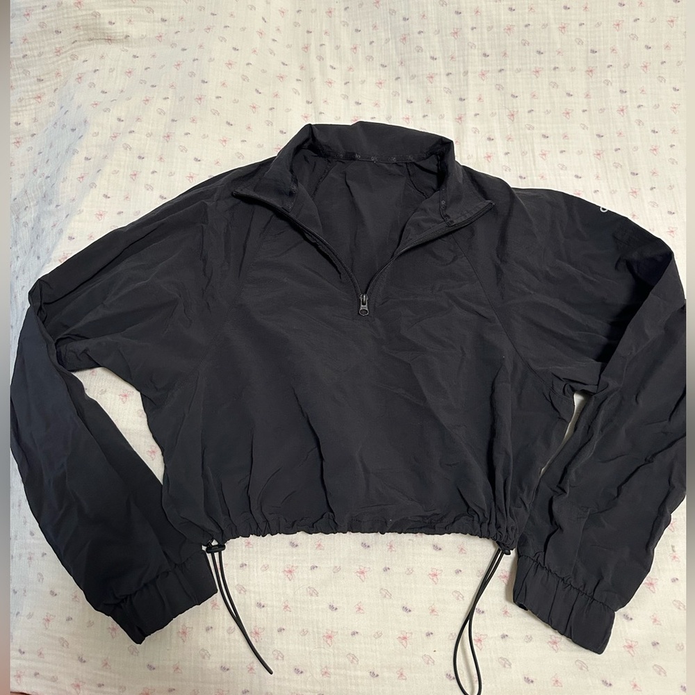 Alo cropped wind breaker